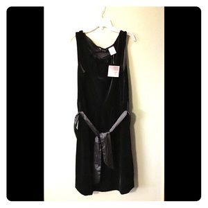 Black velvet dress